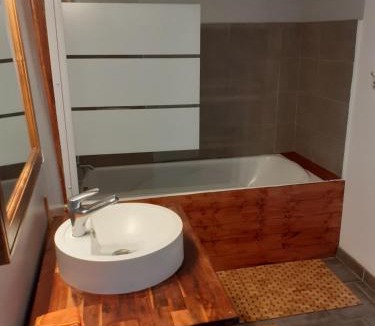 Gouillons House | ancienne maison des templiers