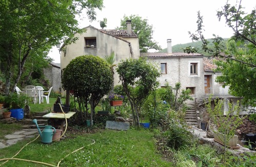Arrigas House | Ancienne Maison Familiale de 3 Chambres Pour 6 Personnes