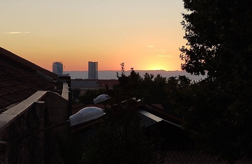 Les Chutes Lavie Apartment | Ancienne Savonnerie 5 minutes from Palais Longchamp - 100m2 + shaded terrace