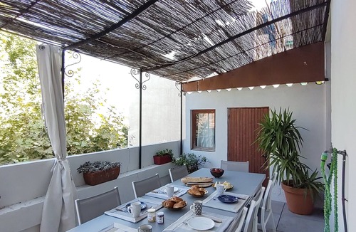 Les Chutes Lavie Apartment | Ancienne Savonnerie 5 minutes from Palais Longchamp - 100m2 + shaded terrace