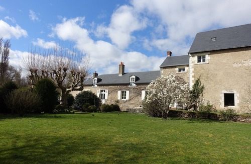 Huisseau-sur-Cosson House | Ancient watermill close to Chambord and Blois- Loire Valley. Pet-Friendly