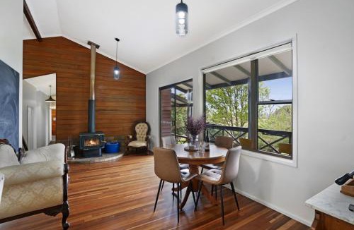 Wootha House | Anderlaine at Maleny