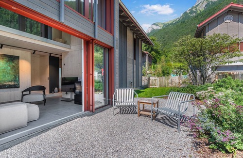 Silenen House | Andermatt Chalet – Exklusive Unterkunft mit Bergblick