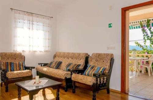 Milohnici Apartment | Andjelka (KRK310) by Interhome