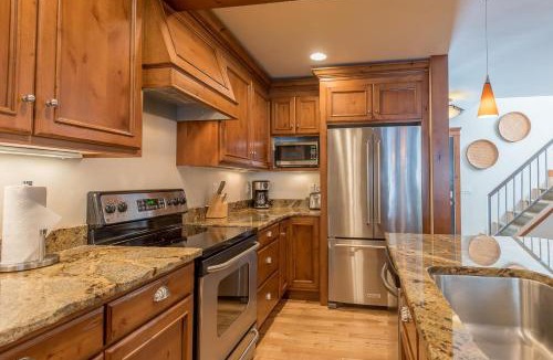 Ketchum House | Andora Villa Condo 102