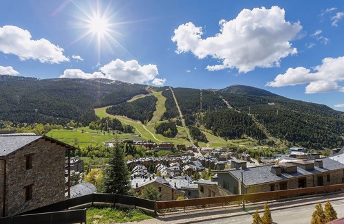 El Tarter Apartment | Andorra Stunning Views Apartment, El Tarter, Andorra