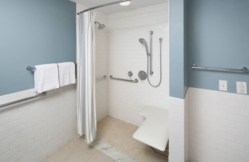 Andover Hotel | Andover Inn