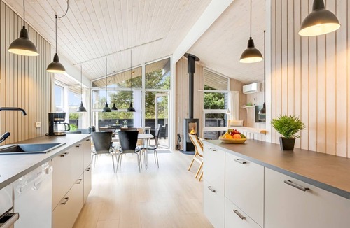 Nørre Lyngvig House | "Andrie" - 800m from the sea by Interhome