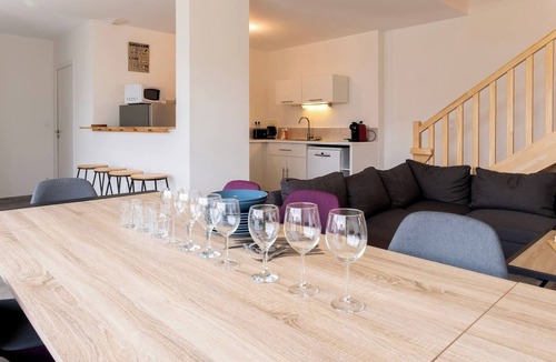 Vair-sur-Loire Ski Chalet | Anetz cottage house near la Loire