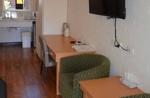 Angaston Hotel | Angaston Vineyards Motel