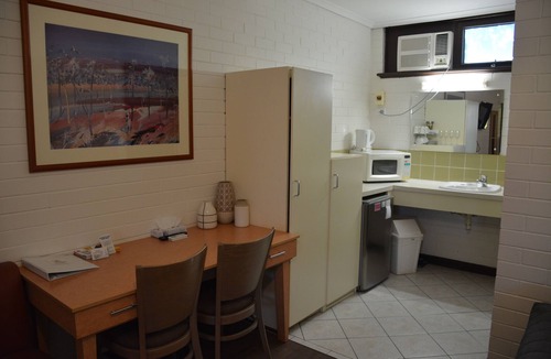 Angaston Hotel | Angaston Vineyards Motel