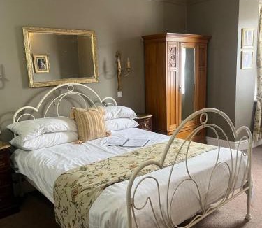 Bourne House | Angel at Bourne