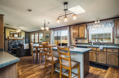 Angel Fire House | Angel Fire Home: Sangre de Cristo Mountains View!