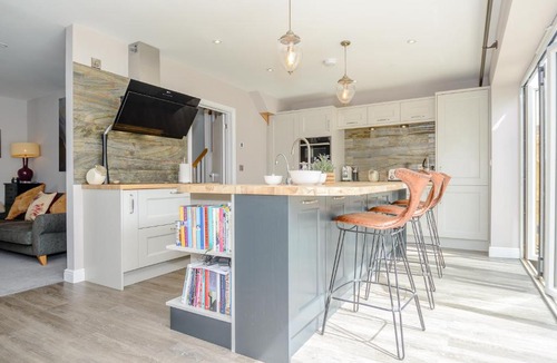 Upton Scudamore House | Angel Lodge Upton Scudamore