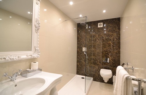 Grantham Hotel | Angel & Royal Hotel