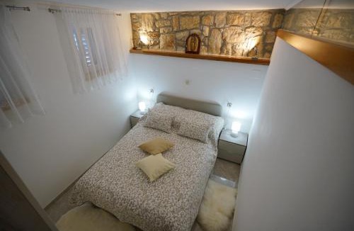 Kali Apartment | Angelina - stone house
