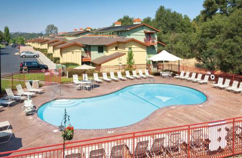 Angels Camp House | Angels Camp Resort Two Apartments with Resort Access