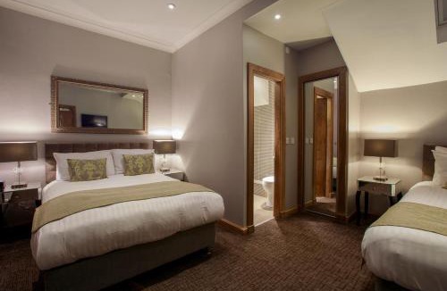 Uddingston Bed & Breakfast | Angels Hotel