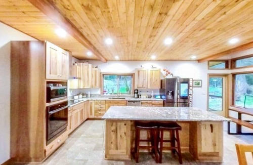 Washougal Bed & Breakfast | Angels Rest B&B Lavender Farm