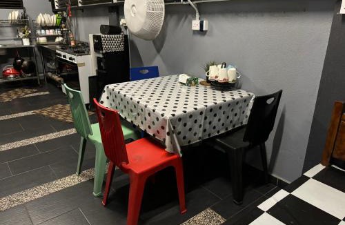 Jasin Villa | Anggerik Villa