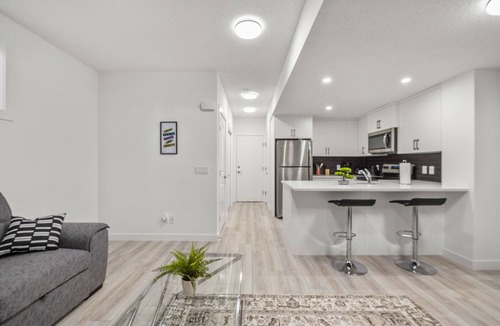 Calgary Apartment | Angie’s place close to YYC