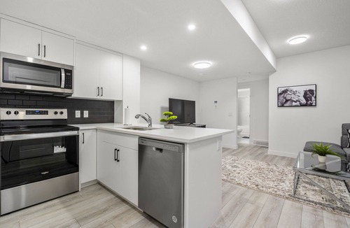 Calgary Apartment | Angie’s place close to YYC
