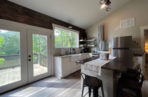 Zwolle Cabin | Angler Point Lake House Cottage