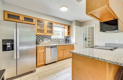 Highlands House | Angler’s Escape w/River Access: JAX Townhome