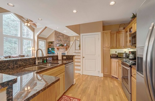 Foscoe House | Angler's Lodge-Mtn House, Gated Resort, Pools & Hot Tub, Gas Grill and Fireplace