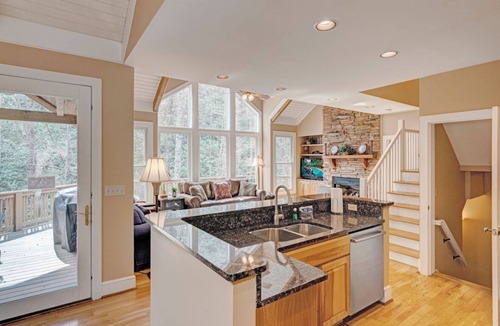 Foscoe House | Angler's Lodge-Mtn House, Gated Resort, Pools & Hot Tub, Gas Grill and Fireplace