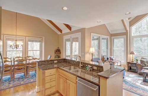 Foscoe House | Angler's Lodge-Mtn House, Gated Resort, Pools & Hot Tub, Gas Grill and Fireplace
