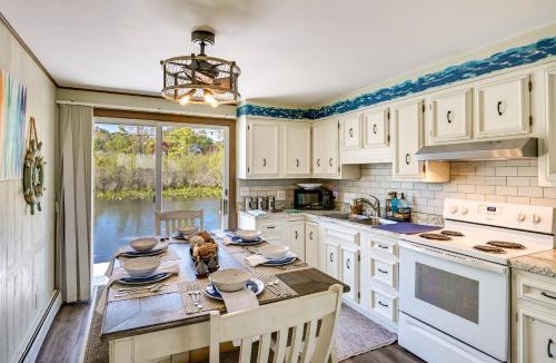 Syracuse House | Angler's Paradise: Lake Wawasee Waterfront Home