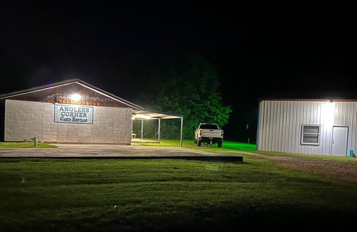 Broaddus Cabin | Angler’s Corner at Sam Rayburn Rm 2 of 2 Broaddus Tx Sleeps 5