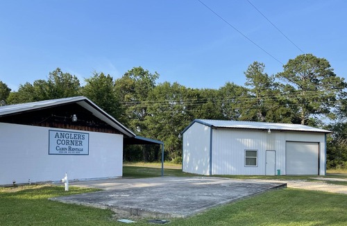 Broaddus Cabin | Angler’s Corner at Sam Rayburn Rm 2 of 2 Broaddus Tx Sleeps 5
