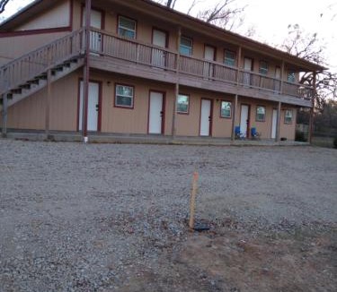 Mead Hotel | Anglers Hideaway Cabins Extended Stay