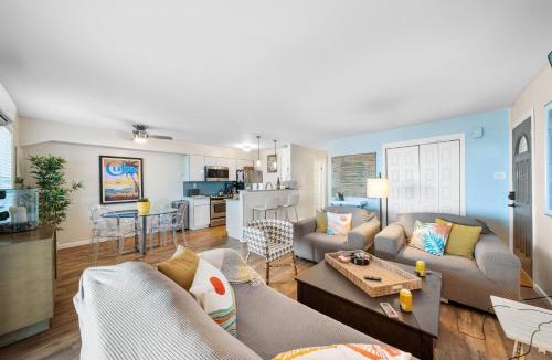 Anglesea Apartment | Anglesea Stunner Waterfront Relax to Surf Sounds