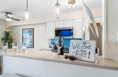 Anglesea Apartment | Anglesea Stunner Waterfront Relax to Surf Sounds