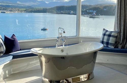 Menai Bridge House | Anglesey Beach House