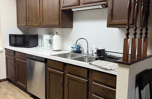 Lake Erie Beach Apartment | Angola Beach Apartment-Grandview Bay