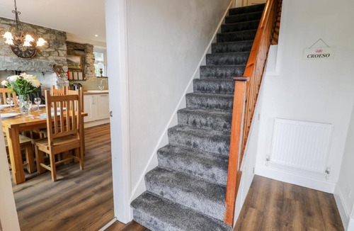 Llanfair House | Angorfa