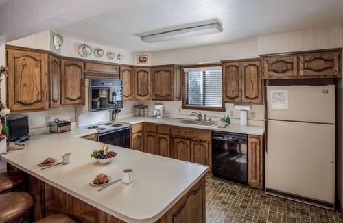 Alto Cabin | Angulo | Your Perfect Angle on Relaxation w/Hot Tub & Deck