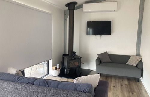 Mansfield Cottage | Animal friendly cottage