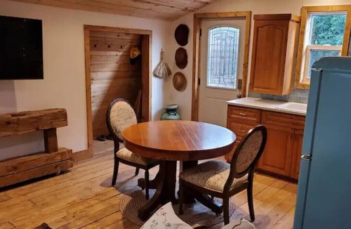 Hamilton House | Animal Lovers Dream! Barn Loft stay in Burlington complete with Highland Cows