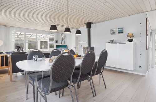 Diernæs Strandby House | "Anisa" - 400m from the sea by Interhome