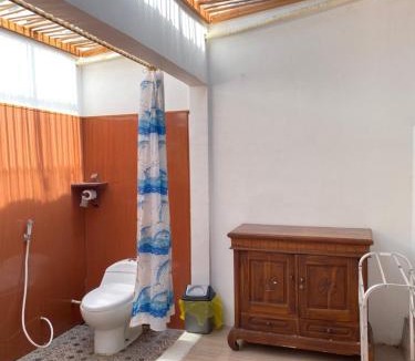 Bayan Hotel | Anjani Larva Cottage - Homestay and Eatery