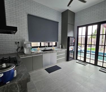 Batu Caves House | Anjung ReNNai