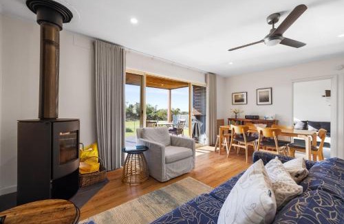 Ventnor House | Anmere Cottage