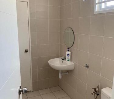 Bandar Sri Sendayan House | Ann Homestay Laman Sendayan