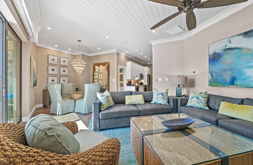 Holmes Beach Hotel | Anna Maria Beach Resort