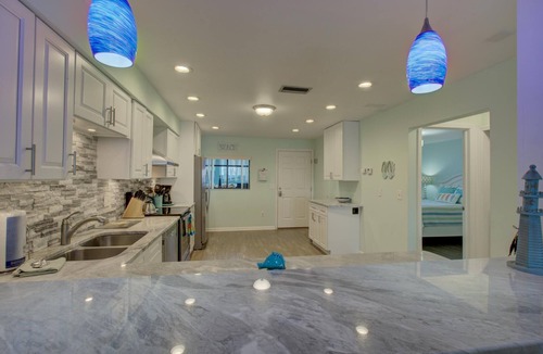 Bradenton Beach Condo | Anna Maria Island Retreat